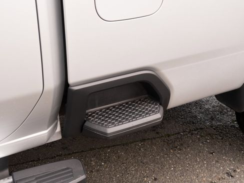 Used 2020 Chevrolet Silverado 3500 LTZ w/ LTZ Premium Package image 33