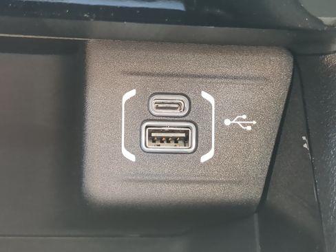 New 2026 Jeep Compass Latitude AWD/4WD image 19