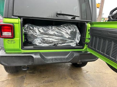 New 2026 Jeep Wrangler Sport AWD/4WD image 19