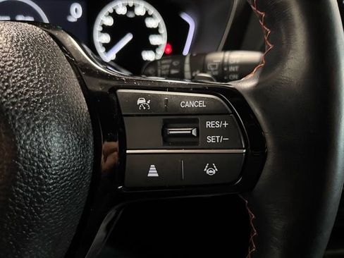 Used 2025 Honda Pilot TrailSport image 23