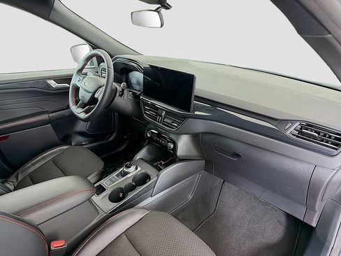 Used 2024 Ford Escape ST-Line w/ Tech Pack #1 image 17