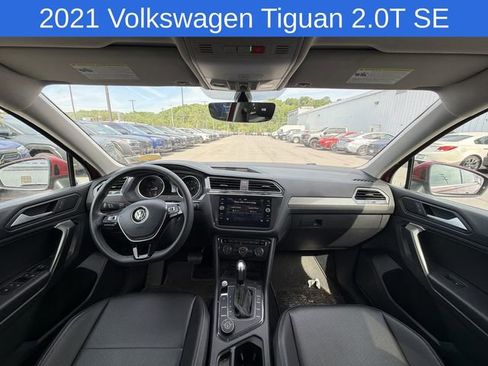 Used 2021 Volkswagen Tiguan SE w/ Panoramic Sunroof Package AWD/4WD image 12