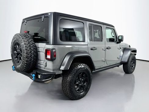 Used 2023 Jeep Wrangler Unlimited w/ 8.4" Radio Group AWD/4WD image 5