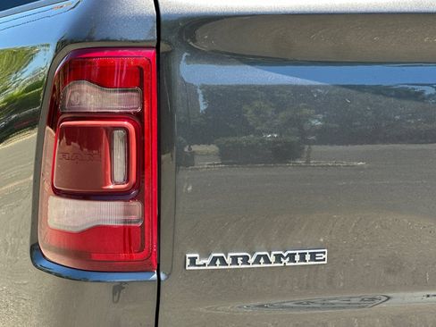 Used 2022 RAM 1500 Laramie AWD/4WD image 45