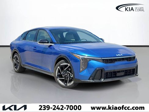 New 2026 Kia K4 GT-Line Turbo FWD image 1