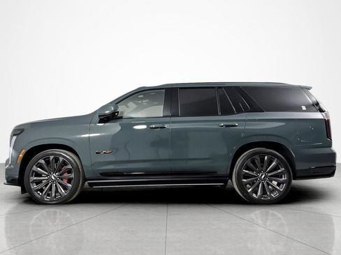 Used 2026 Cadillac Escalade V AWD/4WD image 2