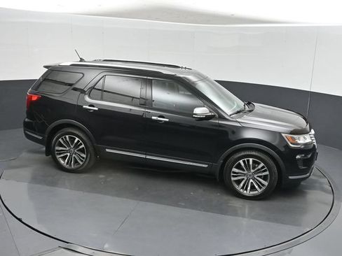 Used 2018 Ford Explorer Platinum AWD/4WD image 44