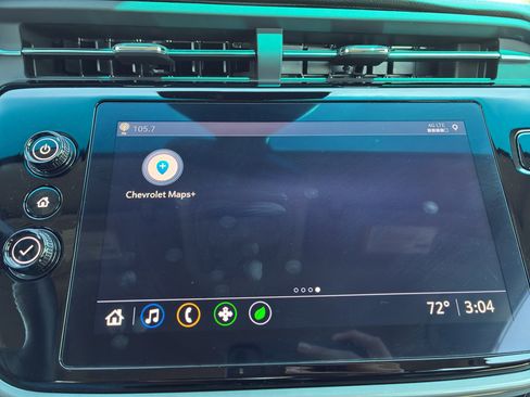 Used 2022 Chevrolet Bolt LT w/ Infotainment Package FWD image 32