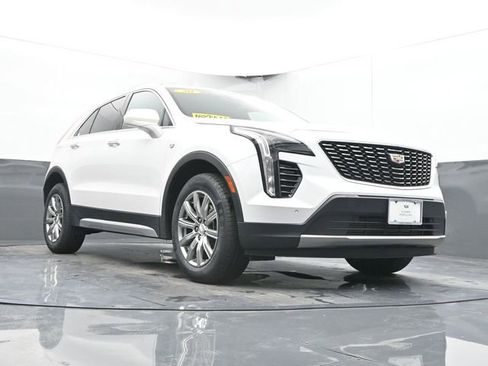 Used 2020 Cadillac XT4 Premium Luxury AWD/4WD image 47