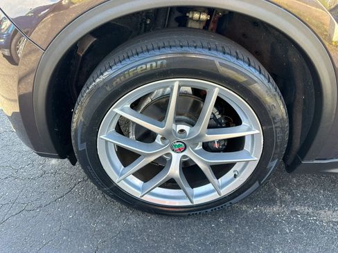 Used 2018 Alfa Romeo Stelvio Ti Sport AWD/4WD image 9