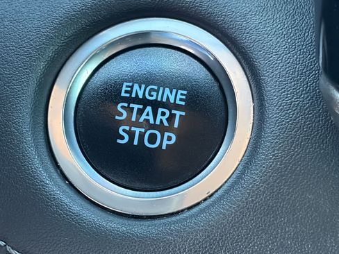 Used 2020 Toyota Highlander Limited AWD/4WD image 18