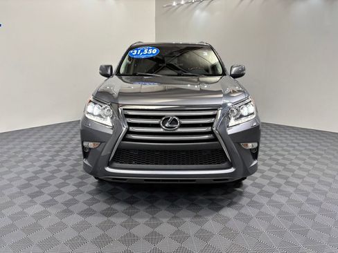 Used 2018 Lexus GX 460 Premium w/ Premium Package AWD/4WD image 3