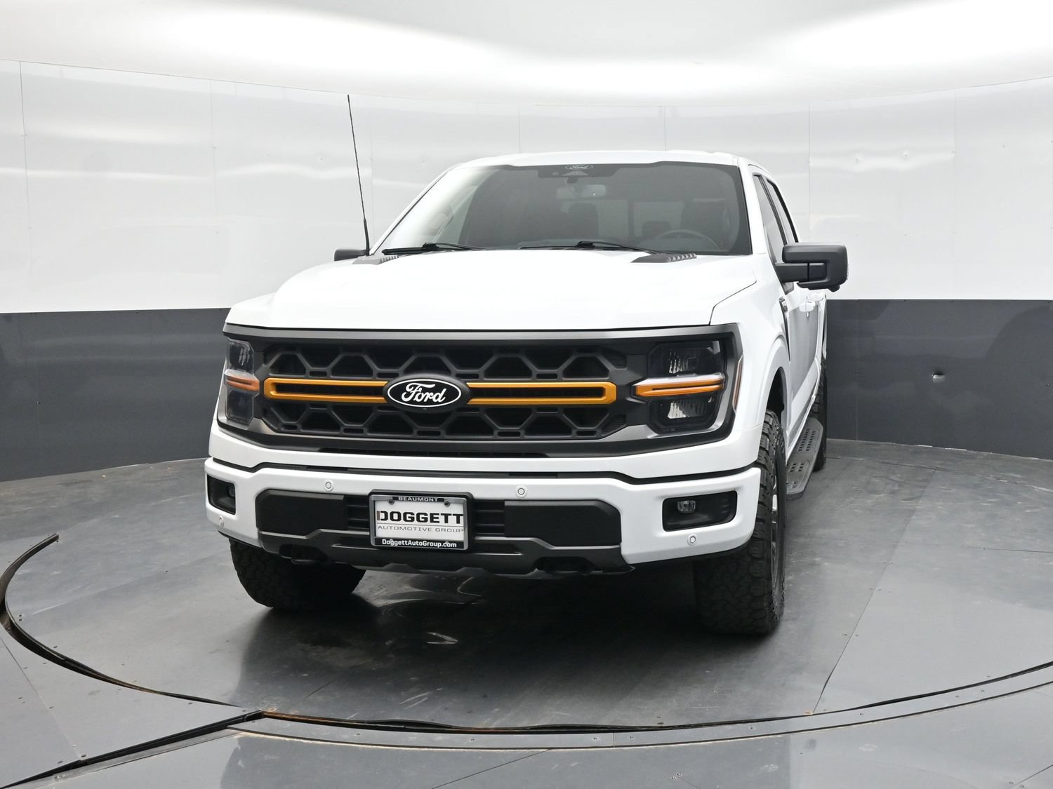 Certified 2025 Ford F150 Tremor w/ Tow/Haul Package AWD/4WD image 20