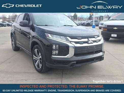 Used 2023 Mitsubishi Outlander Sport ES image 1
