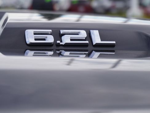 Used 2022 Chevrolet Silverado 1500 LT Trail Boss w/ Protection Package image 9