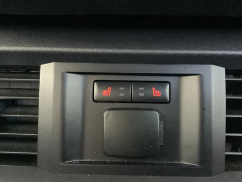 Used 2024 Ford F150 Lariat w/ Equipment Group 502A High AWD/4WD image 17