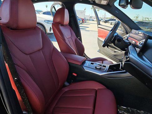 Used 2025 BMW 330i xDrive xDrive w/ M Sport Package image 10