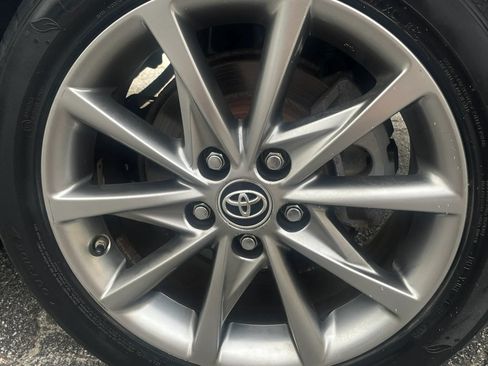 Used 2016 Toyota Prius V Five FWD image 44