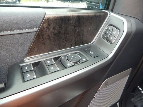 New 2026 Ford F250 Lariat w/ Chrome Package image 16