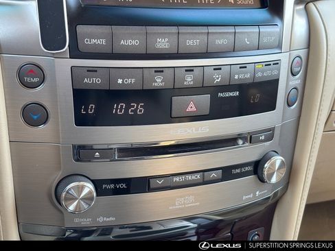 Used 2015 Lexus LX 570 4WD image 23