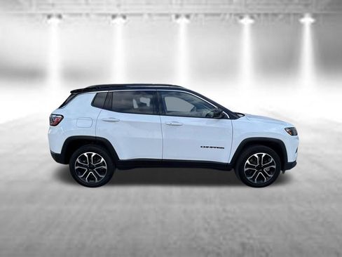 Used 2024 Jeep Compass Limited AWD/4WD image 8