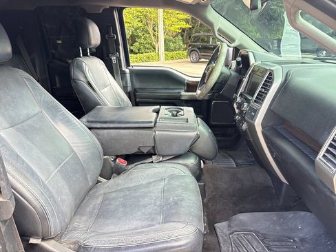 Used 2015 Ford F150 Lariat AWD/4WD image 29