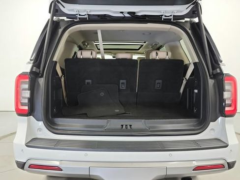 Used 2024 Ford Expedition Limited RWD image 35