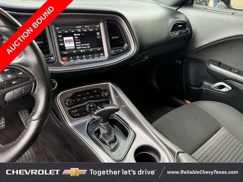 Used 2018 Dodge Challenger R/T Scat Pack RWD image 20