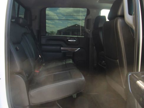 Used 2021 Chevrolet Silverado 2500 LTZ w/ LTZ Convenience Package image 12