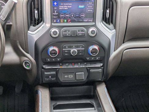 Used 2020 GMC Sierra 1500 SLT image 20