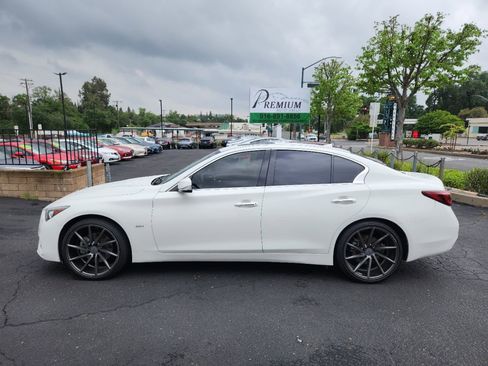 Used 2018 INFINITI Q50 Luxe image 3