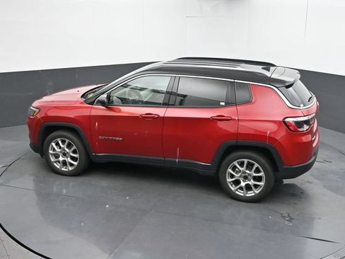 Used 2025 Jeep Compass Limited AWD/4WD image 42