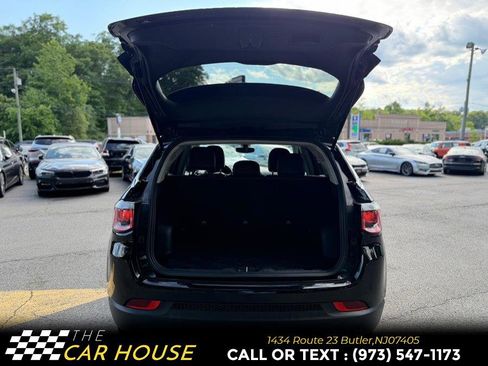 Used 2020 Jeep Compass Limited AWD/4WD image 18