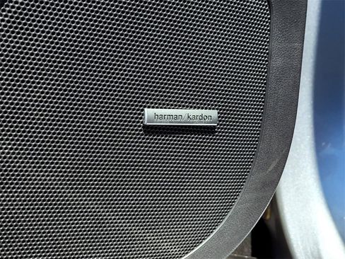 Used 2023 Subaru Ascent Limited w/ Technology Package image 36