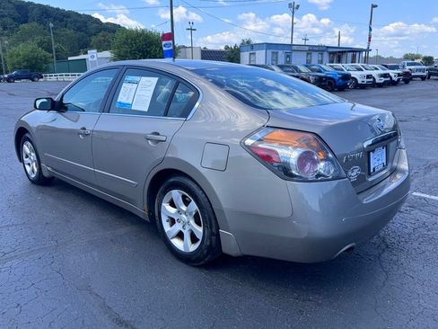 Used 2008 Nissan Altima 2.5 S w/ Convenience Plus Pkg FWD image 4