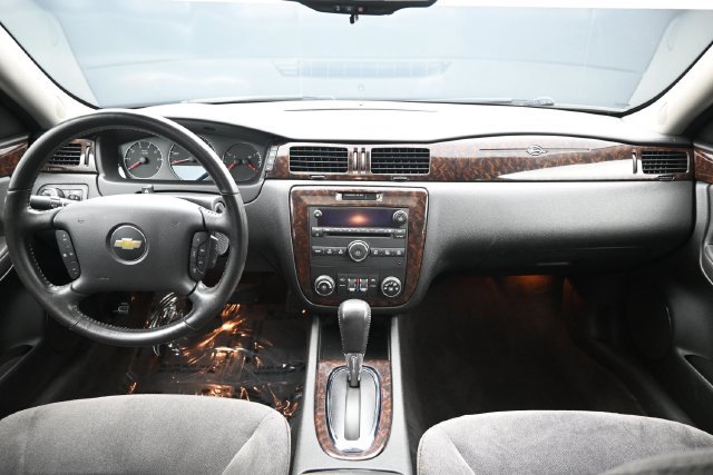 Used 2014 Chevrolet Impala LT w/ LT Sunroof Package FWD image 20