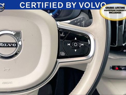 Certified 2023 Volvo XC60 B5 Ultimate w/ Climate Package image 28