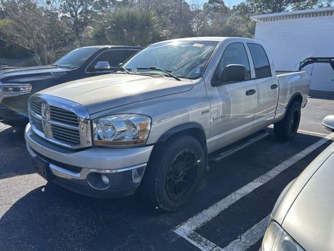 Used 2008 Dodge Ram 1500 Truck SLT w/ Popular Equipment Group image 2