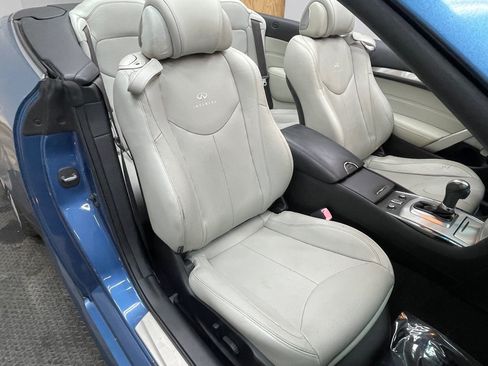 Used 2012 INFINITI G37 Convertible w/ Premium Pkg RWD image 31