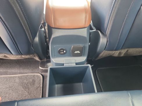 Used 2022 Ford Maverick Lariat w/ Lariat Luxury Package FWD image 33