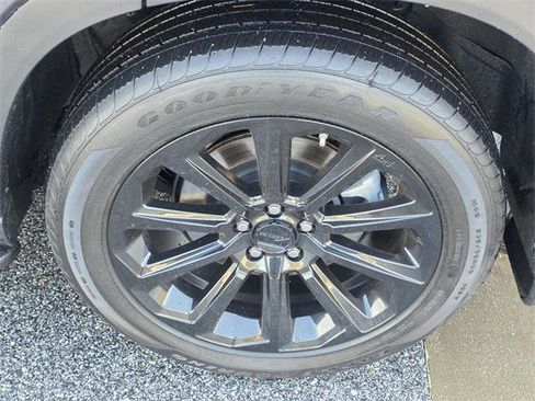 Certified 2025 Toyota Highlander Limited image 42