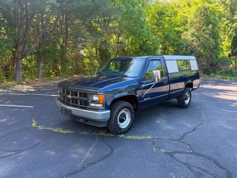 Used 2000 Chevrolet Silverado 2500 2WD Regular Cab w/ Comfort & Convenience Pkg image 1