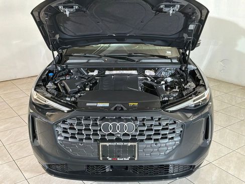New 2025 Audi Q5 2.0T Premium Plus image 15
