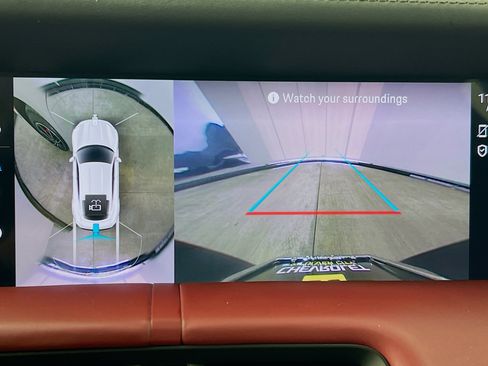 Used 2023 Porsche Taycan 4S image 14