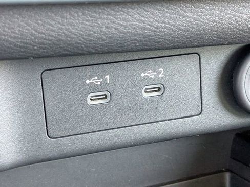 Used 2025 Nissan Rogue SV FWD image 20