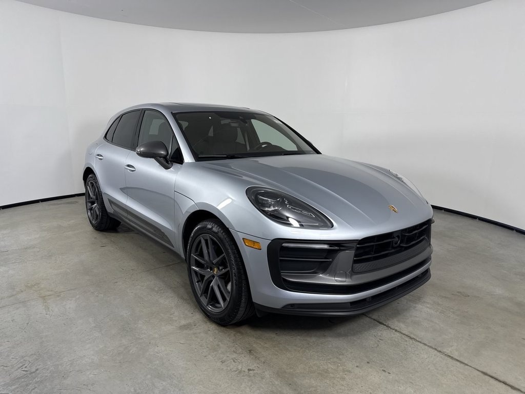 Certified 2026 Porsche Macan Turbo AWD/4WD image 9