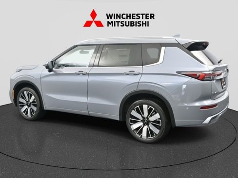 New 2025 Mitsubishi Outlander SEL image 5