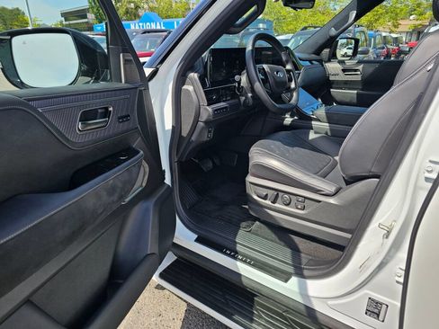Used 2025 INFINITI QX80 Autograph AWD/4WD image 21