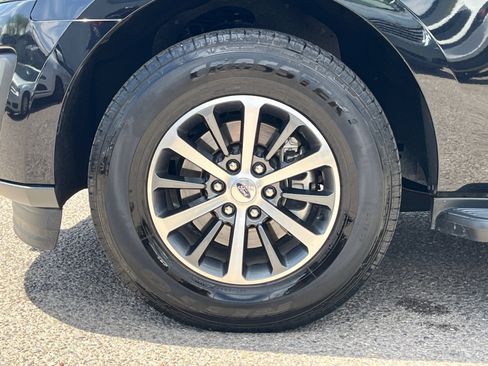 Used 2019 Ford Expedition XLT AWD/4WD image 12