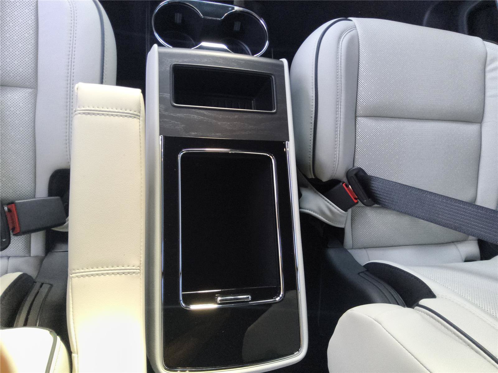 New 2027 Lincoln Aviator Black Label w/ Black Label Special Edition AWD/4WD image 28